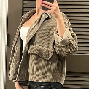 cropped utility